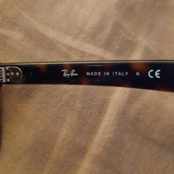 Ray bans glasses w case - Picture 3 of 5